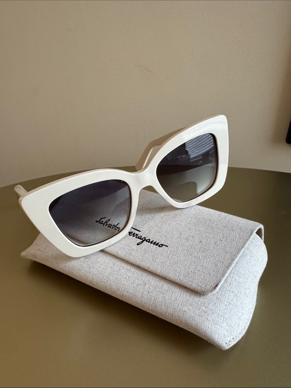 Salvatore Ferragamo White Cat-Eye Sunglasses with Gradient Lenses